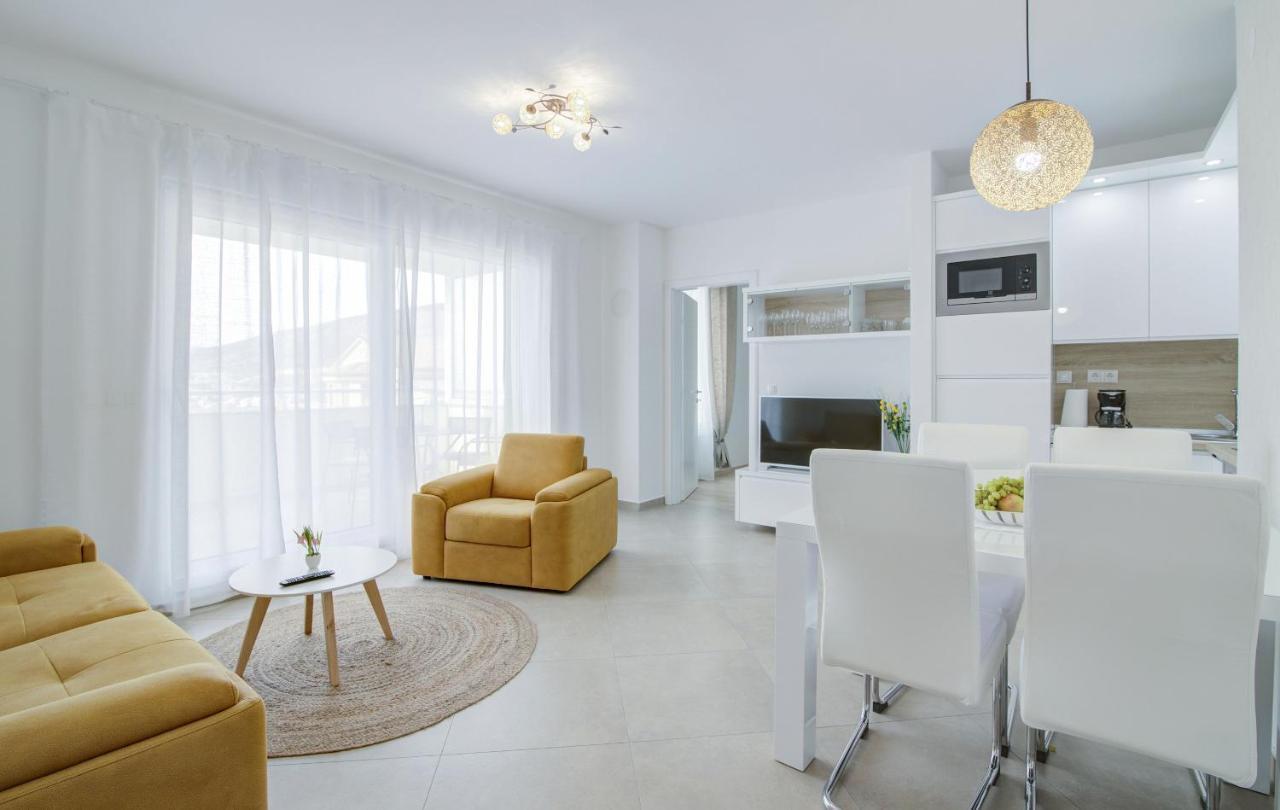 Apartments Luka - Villa Sunce Senj  Exterior photo