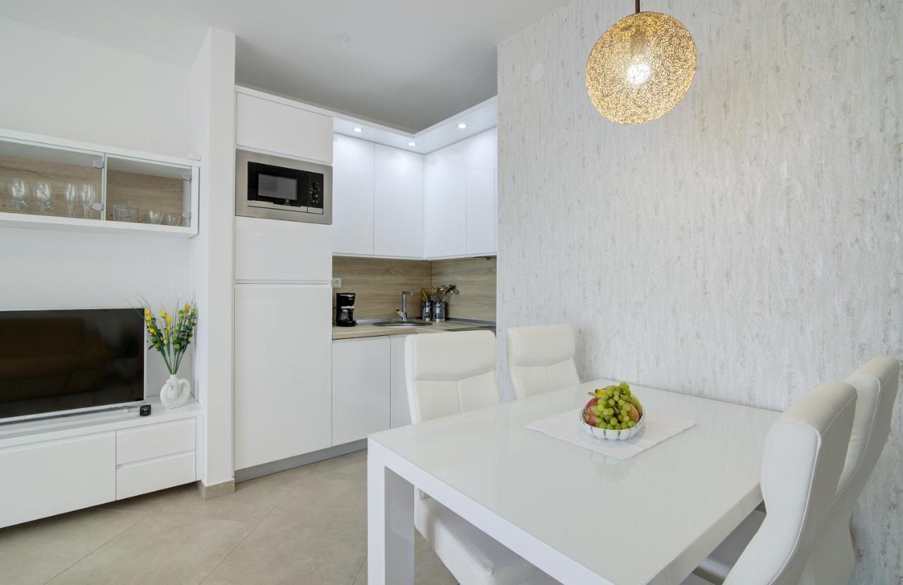 Apartments Luka - Villa Sunce Senj  Exterior photo